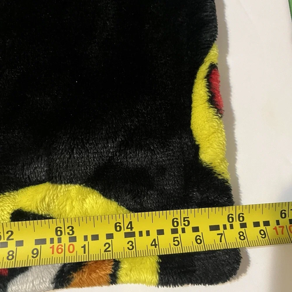 Buc-ee's Super Soft Plush Throw Blanket 49.5
